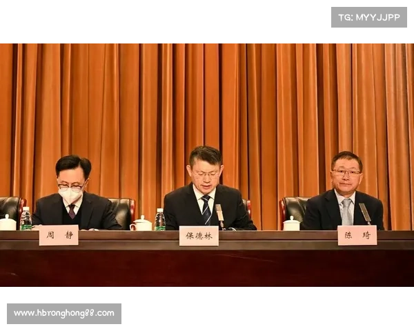 新老门神携手追平曾诚纪录!国足双雄剑指历史第一,未来或再造传奇 新老门神携手追平曾诚纪录!国足双雄剑指历史第一,未来或再造传奇